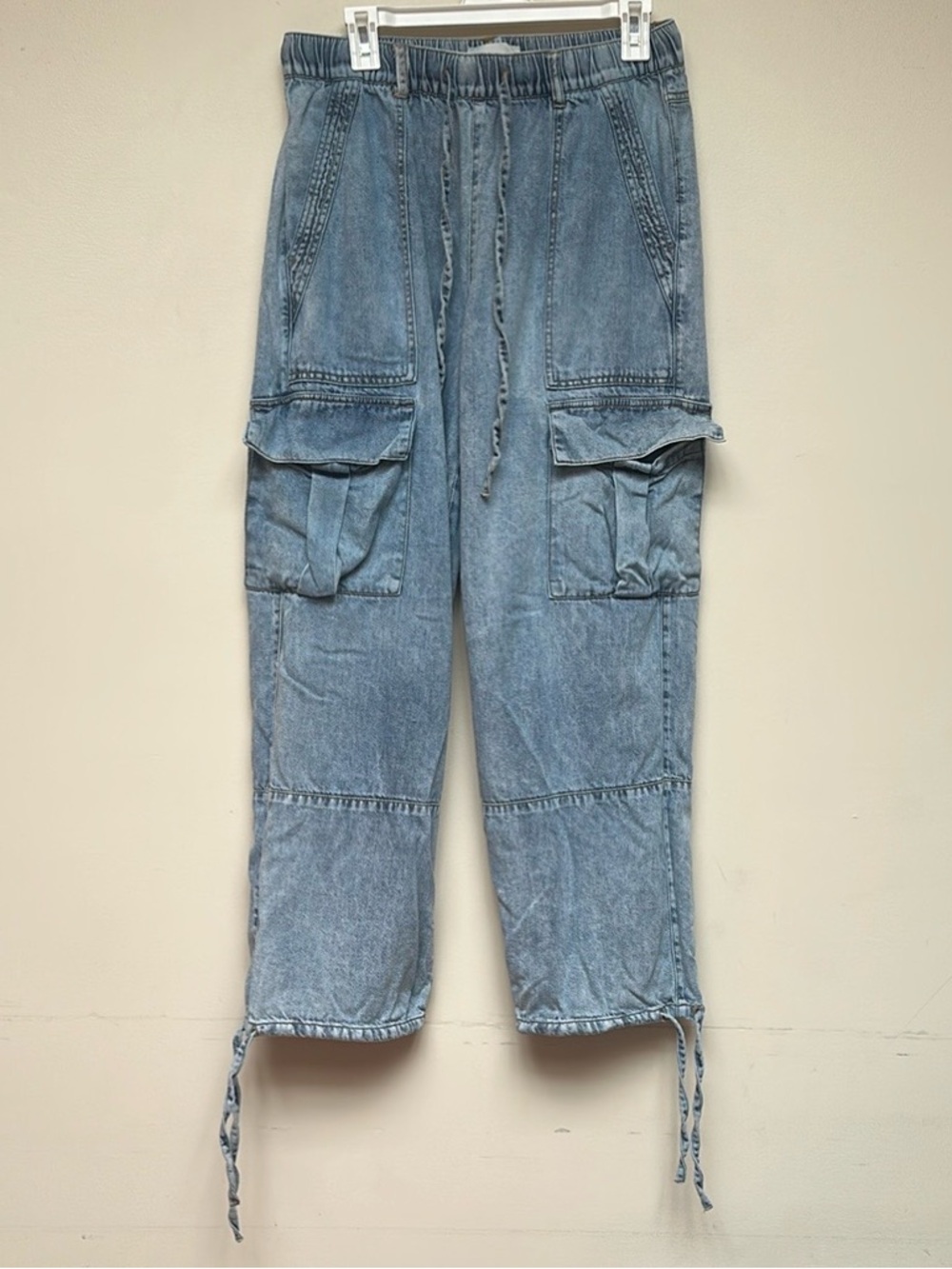 Habitual Denim Cargo Pants Light Wash Drawstring Utility Blue Size Medium